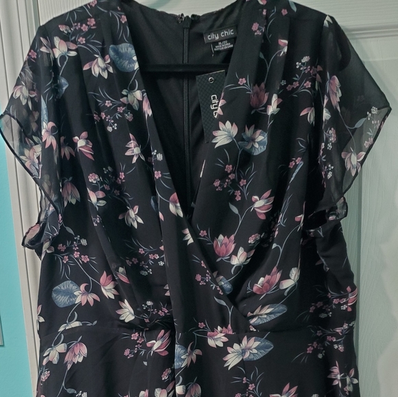 City chic chiffon floral dress 3x 22 - Picture 2 of 3